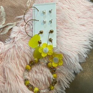 Pulsera con aretes